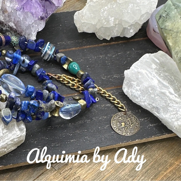 Brass vintage elements lapis lazuli wrap around bracelet chunky maximalist - Picture 3 of 3